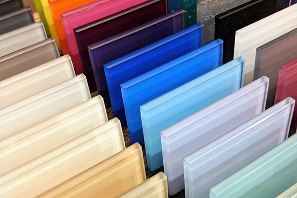 Ryka - Coloured Glass Splashbacks